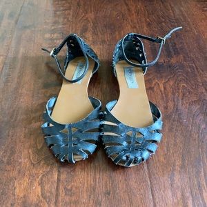 Steve Madden Flats with ankle strap size 6.5